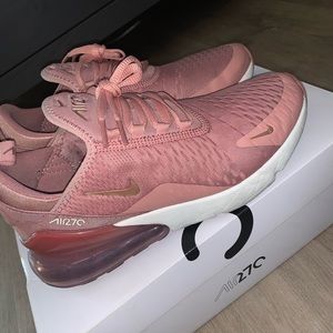 Nike AirMax 270 rust pink